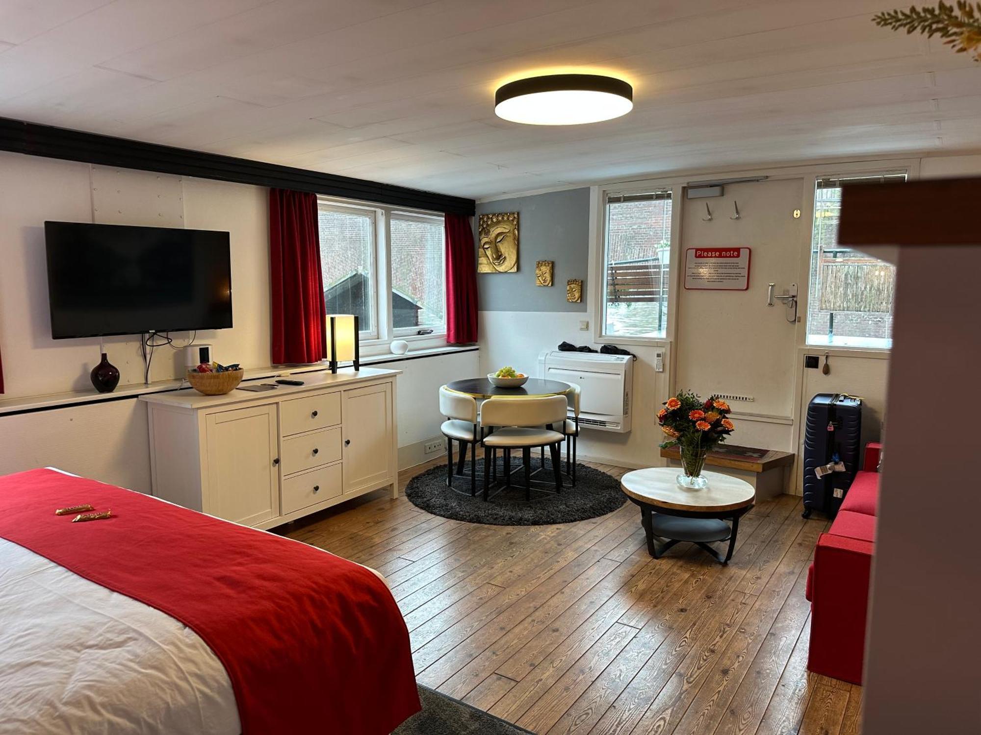 Boat No Breakfast Hotel Amsterdam Ngoại thất bức ảnh